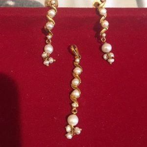 Bead jewelry office wear business casual